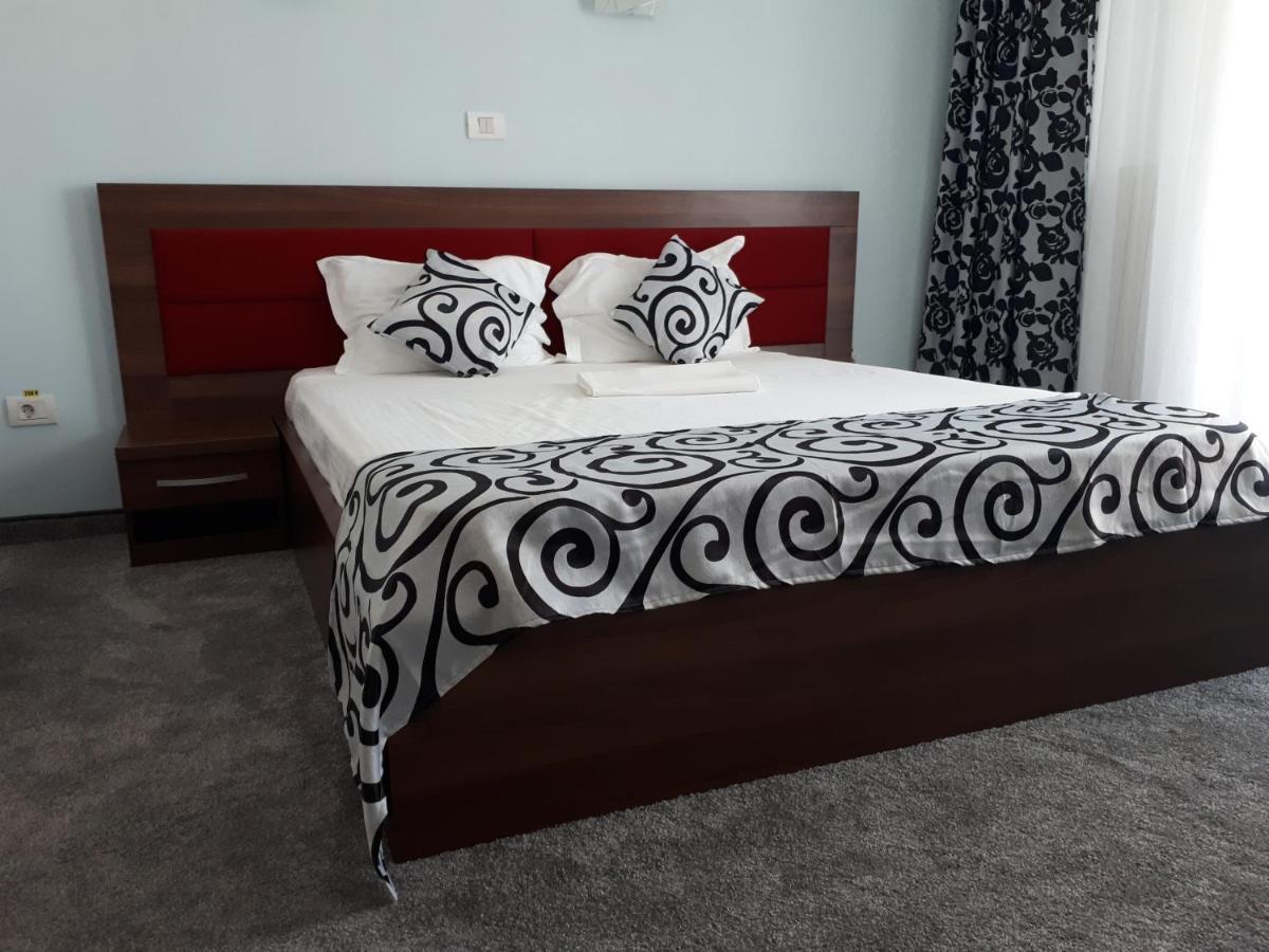 Vila Zara Năvodari Buitenkant foto